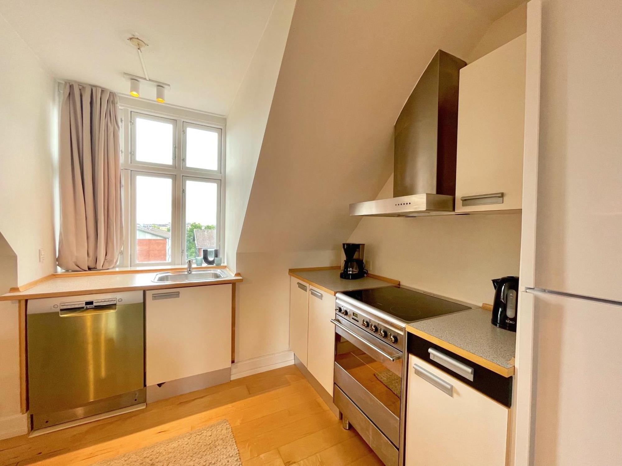 Family Friendly Flat With 2 Bedrooms In Peaceful Area København