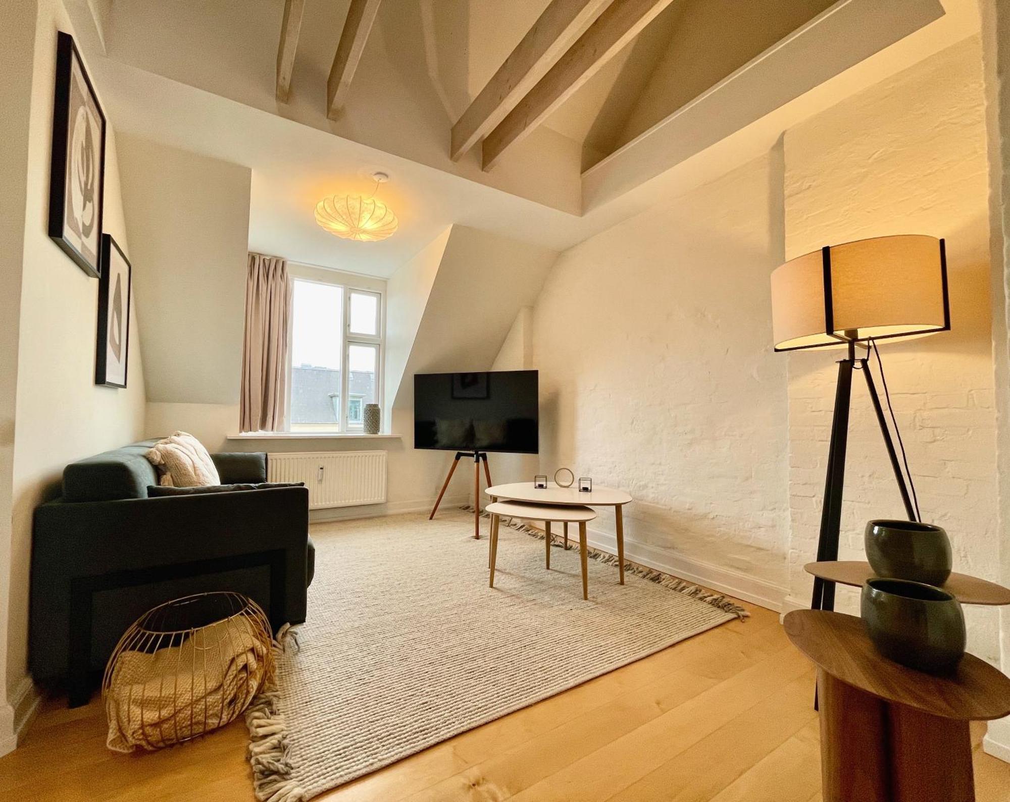 Leilighet Family Friendly Flat With 2 Bedrooms In Peaceful Area